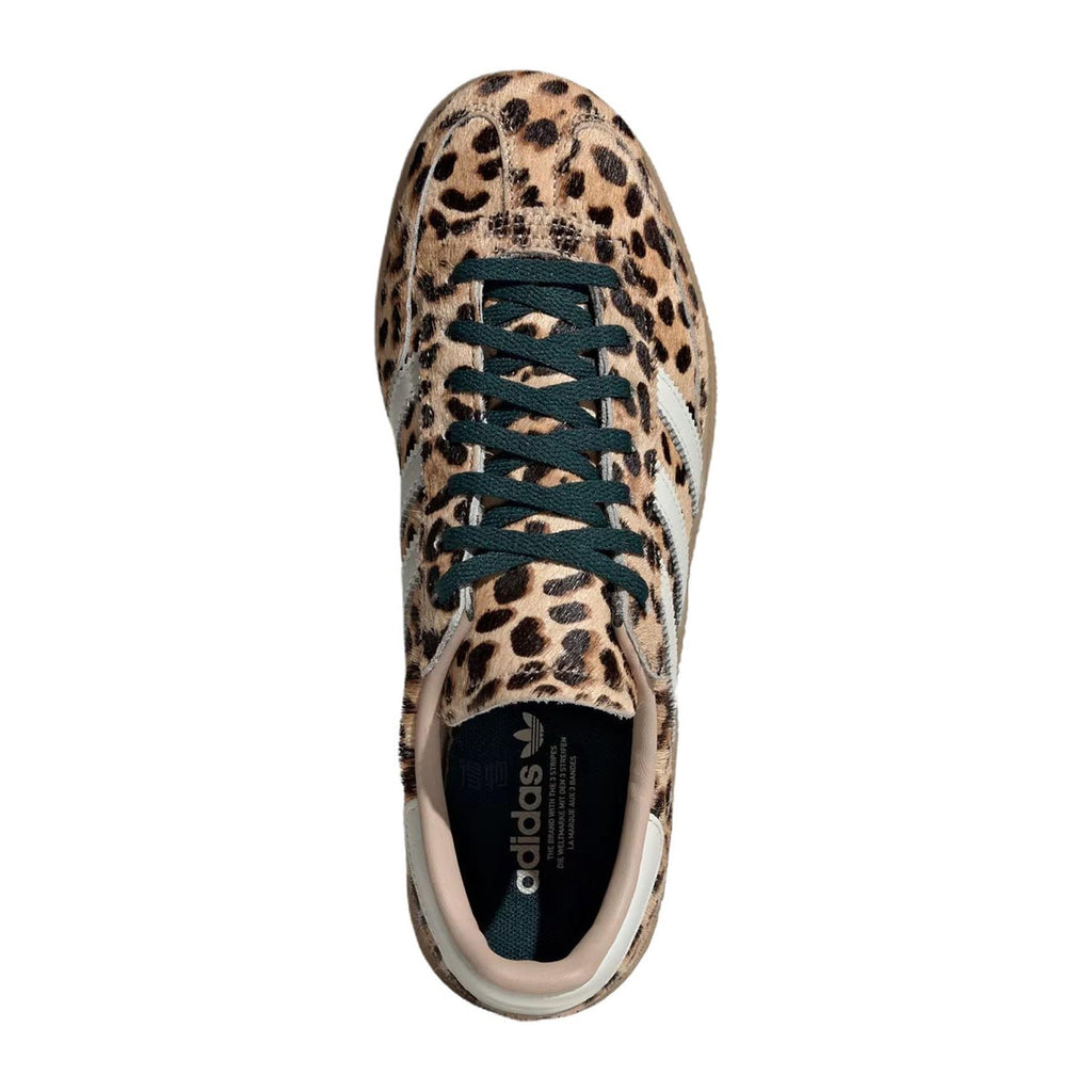 adidas Superstar comfortable, supportive fit comfortable unisex sneakers - the pictured colorway