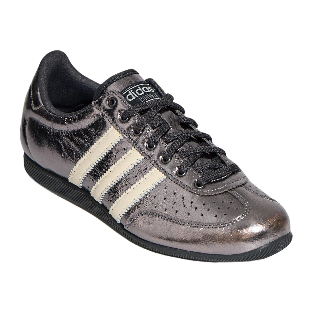 adidas Superstar classic casual women's sneakers - the pictured colorway