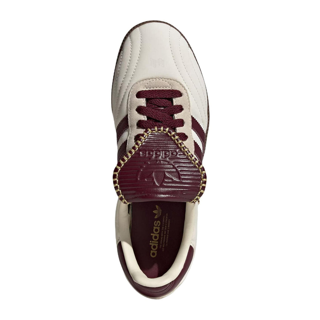 adidas Superstar classic women's sneakers - White