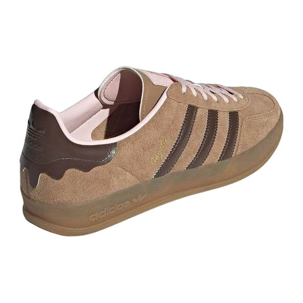 adidas Superstar streetwear-inspired low-profile sole unisex sneakers - Brown