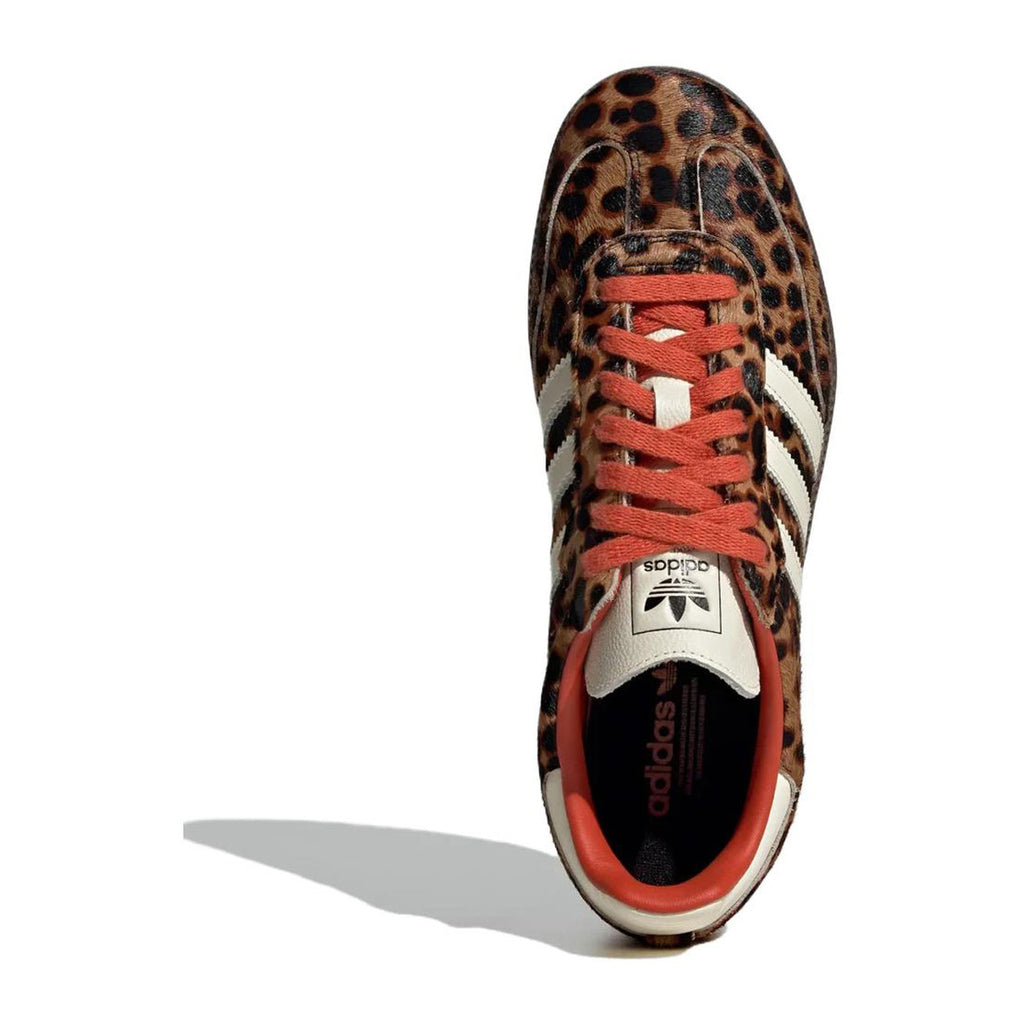 adidas Superstar comfortable women's sneakers - Brown