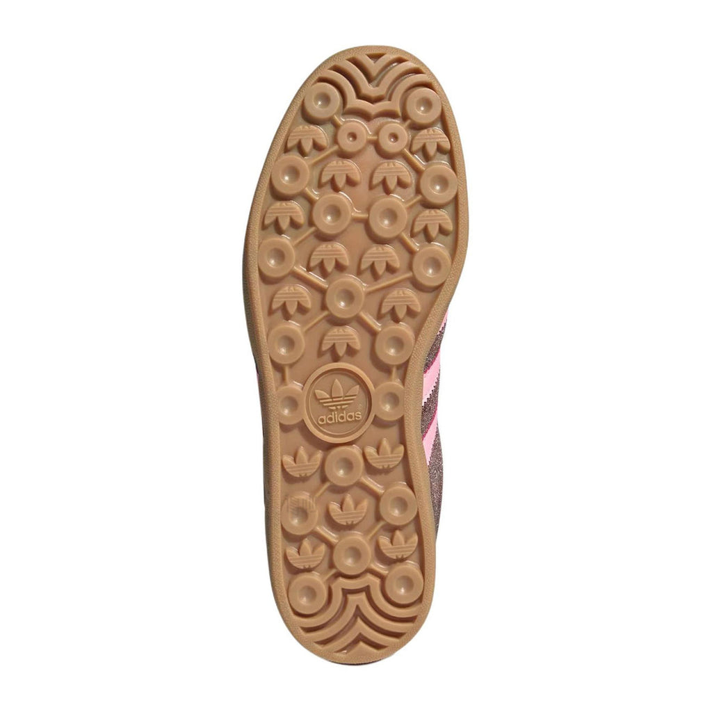 adidas Superstar comfortable versatile low-profile sole women's sneakers - the pictured colorway