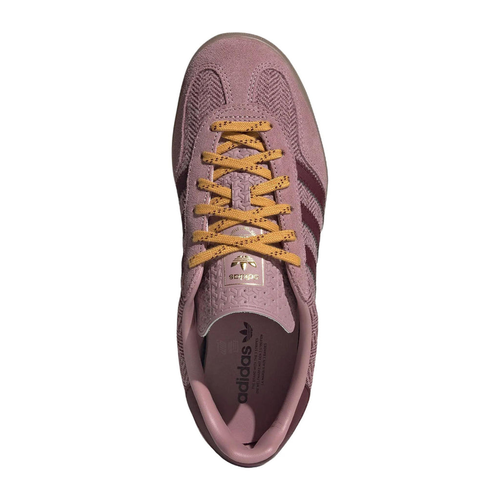 adidas Superstar classic unisex sneakers - the pictured colorway