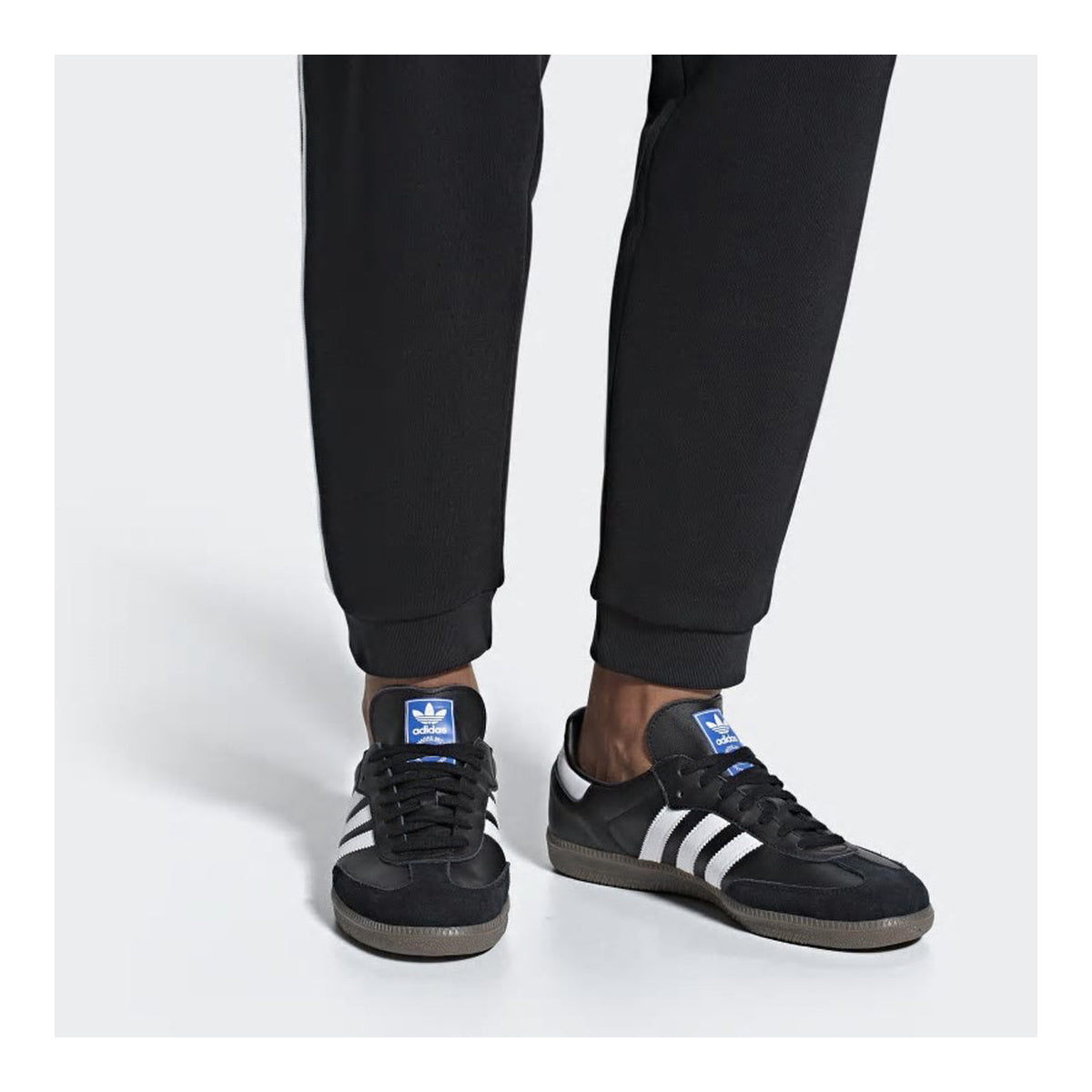 adidas Superstar classic unisex sneakers - the pictured colorway