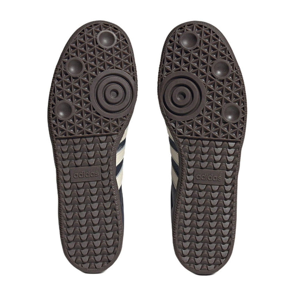 adidas Superstar comfortable unisex sneakers - the pictured colorway